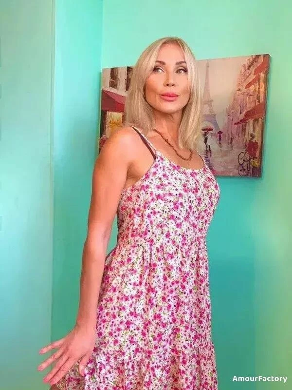 Sabrina Profile image 5