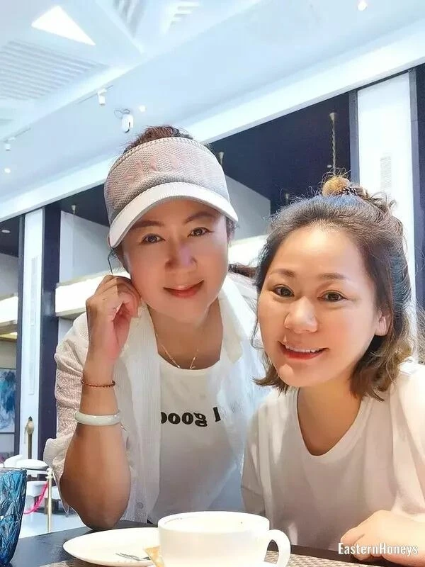 Fenfen Profile image 1