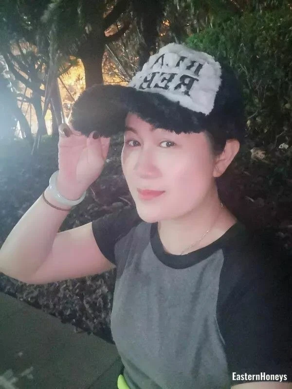 Fenfen Profile image 2