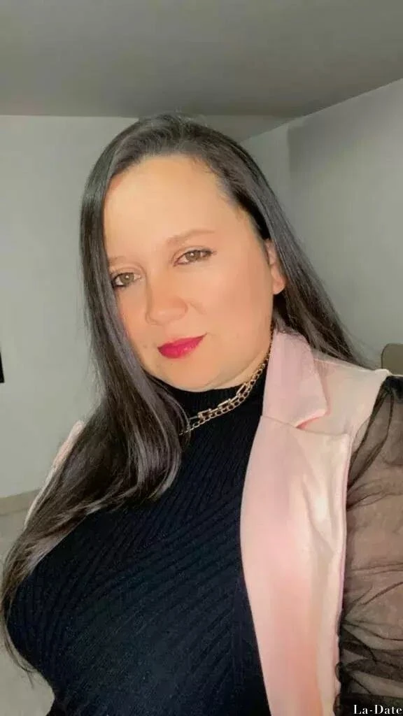 Andrea Profile image 5