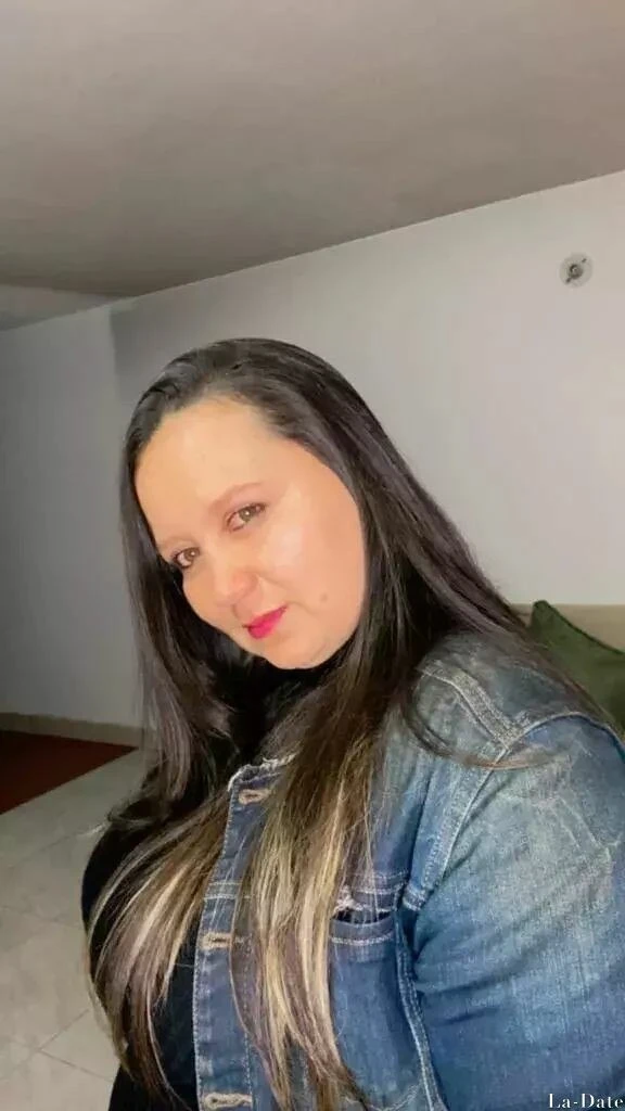 Andrea Profile image 2