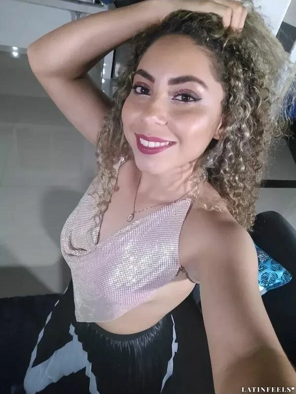 Camila Profile image 5