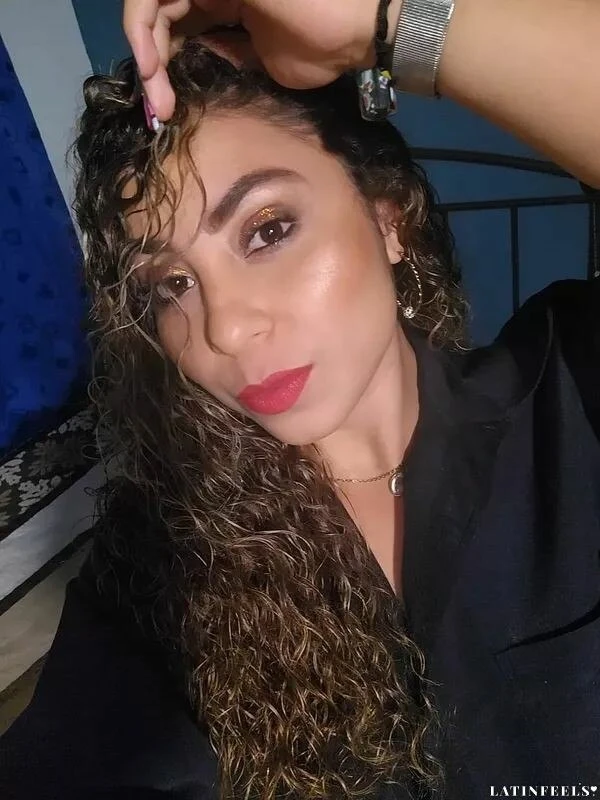 Camila Profile image 3