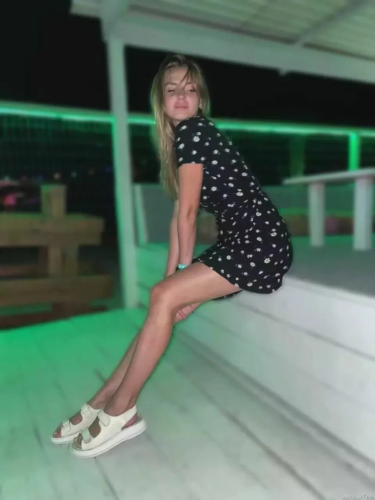 Viktoriya Profile image 6