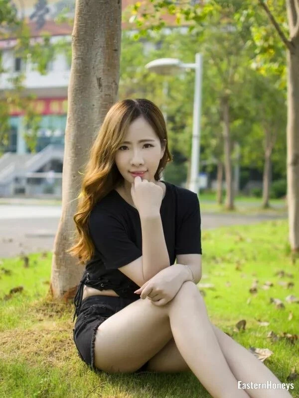 Zhiqin Profile image 2