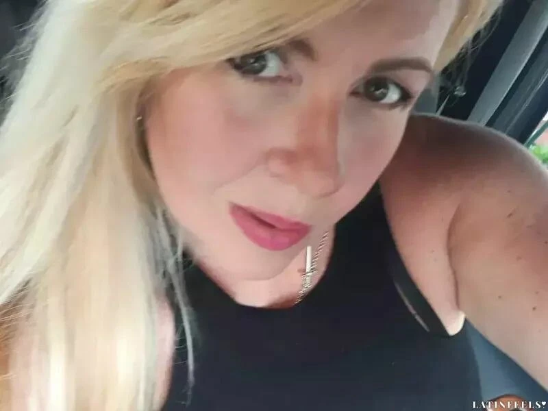 Emily Profile image 3