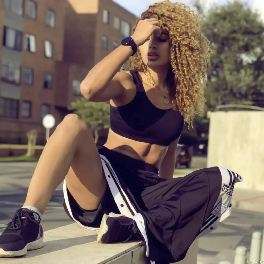 Mariapaz Profile image 3