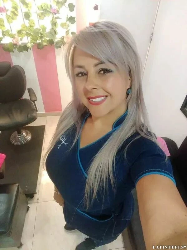 Fernanda Profile image 3