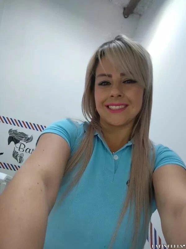 Fernanda Profile image 1