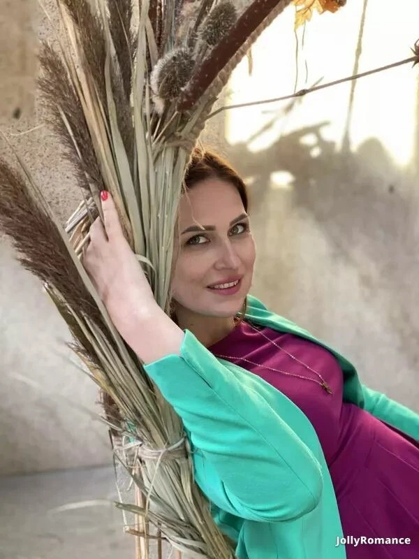 Anna Profile image 3