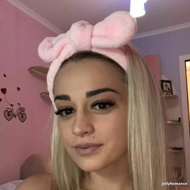 Vladislava Profile image 2