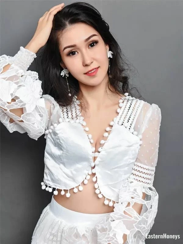 Ruyue Profile image 1