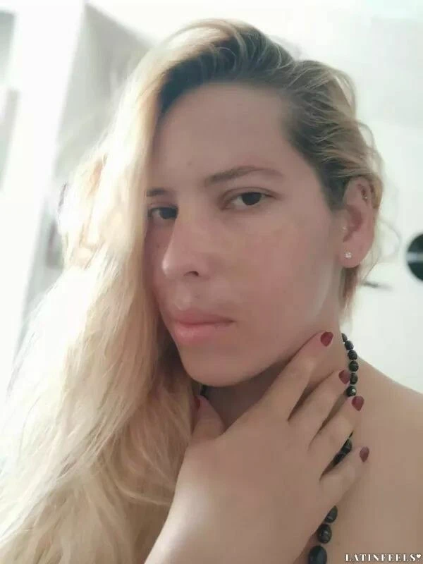 Laura Profile image 2